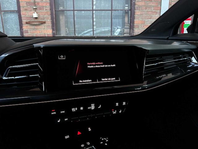 Audi q4 e-tron 50 quattro launch edition s competition 77 kwh 299pk 2022 (origineel-nl + 1e eigenaar), p-122-gb - afbeelding 11 van  20