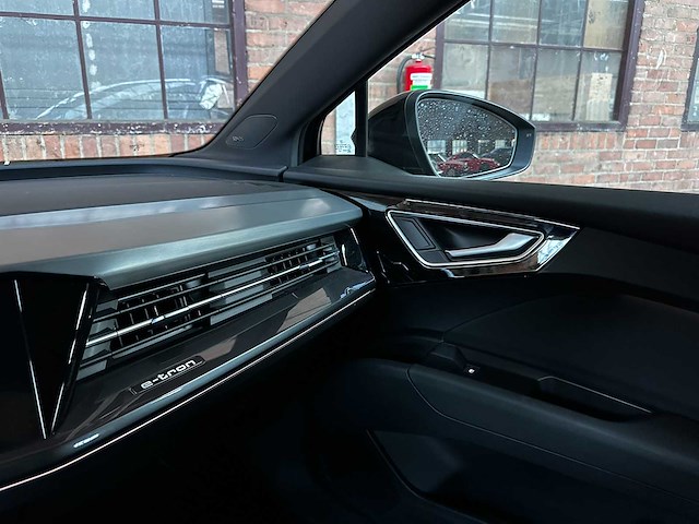 Audi q4 e-tron 50 quattro launch edition s competition 77 kwh 299pk 2022 (origineel-nl + 1e eigenaar), p-122-gb - afbeelding 13 van  20