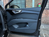 Audi q4 e-tron 50 quattro launch edition s competition 77 kwh 299pk 2022 (origineel-nl + 1e eigenaar), p-122-gb - afbeelding 16 van  20