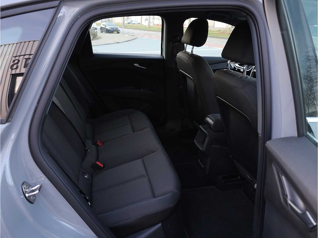 Audi q4 sportback e-tron 35 edition 55 kwh 125kw automaat 2022 - afbeelding 14 van  28