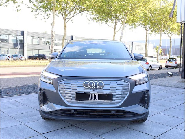 Audi q4 sportback e-tron 35 edition 55 kwh 125kw automaat 2022 - afbeelding 27 van  28
