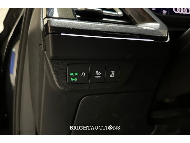 Audi q4 sportback e-tron 40 launch edition s competition 77 kwh 204pk 2021 (origineel-nl), n-622-th - afbeelding 22 van  60
