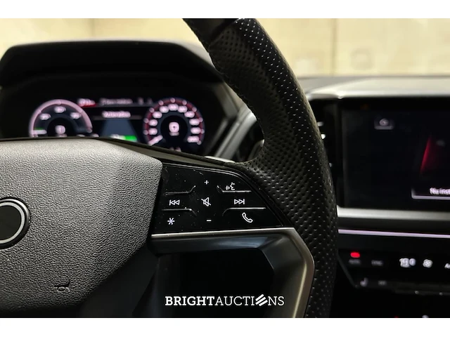 Audi q4 sportback e-tron 40 launch edition s competition 77 kwh 204pk 2021 (origineel-nl), n-622-th - afbeelding 25 van  60