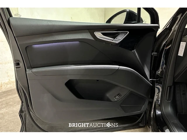Audi q4 sportback e-tron 40 launch edition s competition 77 kwh 204pk 2021 (origineel-nl), n-622-th - afbeelding 33 van  60