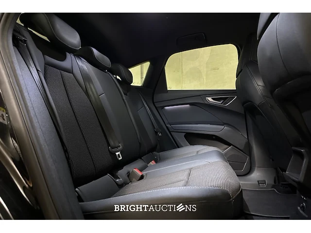 Audi q4 sportback e-tron 40 launch edition s competition 77 kwh 204pk 2021 (origineel-nl), n-622-th - afbeelding 41 van  60