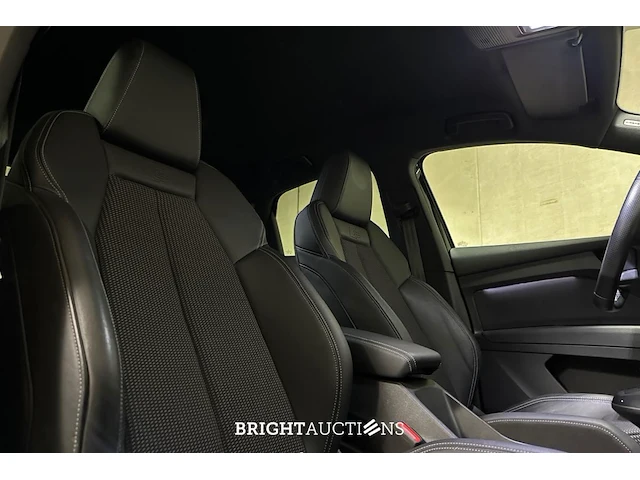 Audi q4 sportback e-tron 40 launch edition s competition 77 kwh 204pk 2021 (origineel-nl), n-622-th - afbeelding 44 van  60