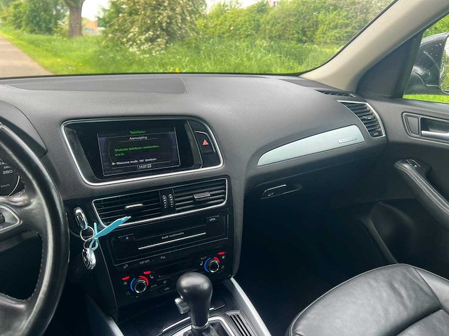 Audi q5 - 2.0 tfsi q. pro line automaat; 79-lgb-1 - afbeelding 9 van  29