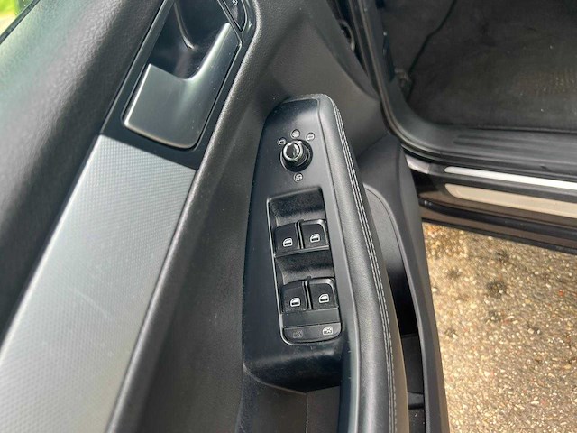 Audi q5 - 2.0 tfsi q. pro line automaat; 79-lgb-1 - afbeelding 15 van  29