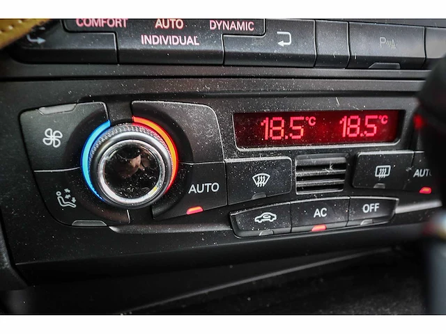 Audi q5 2.0 tfsi q. pro line, 56-htr-3 - afbeelding 2 van  24