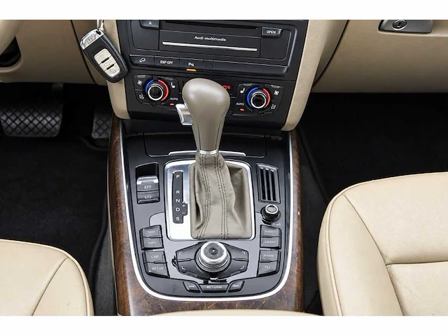 Audi q5 2.0 tfsi quattro | 61-hks-8 i - afbeelding 13 van  26
