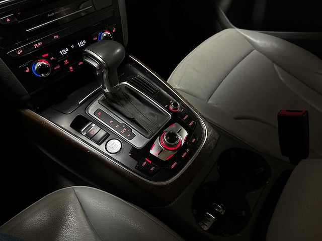 Audi q5 2.0 tfsi quattro pro line s 2011 2013, zn-920-x - afbeelding 27 van  52