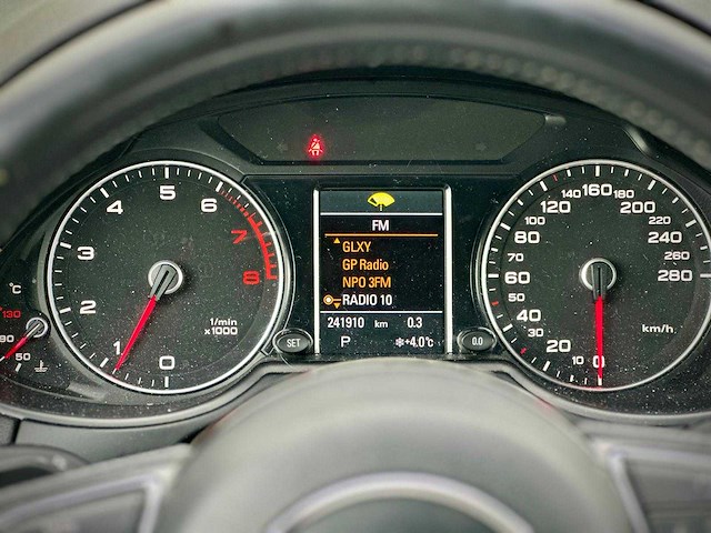 Audi q5 2.0 tfsi quattro s edition automaat; 10-ztx-4 - afbeelding 7 van  15