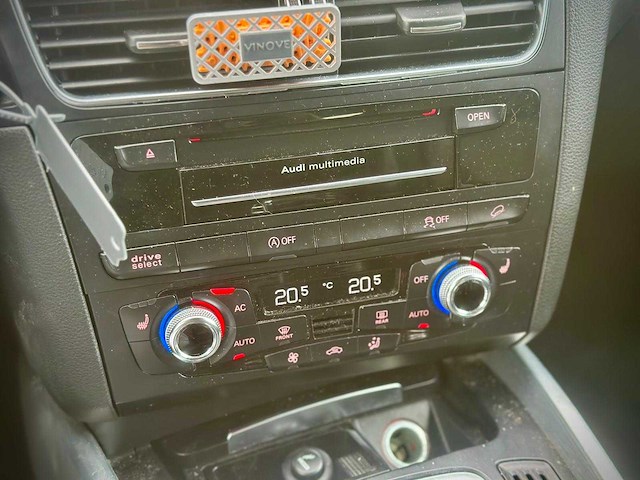 Audi q5 2.0 tfsi quattro s edition automaat; 10-ztx-4 - afbeelding 5 van  15