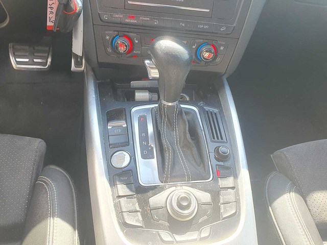 Audi q5 3.2 fsi quattro pro line automaat, 4-spr-28 - afbeelding 2 van  17