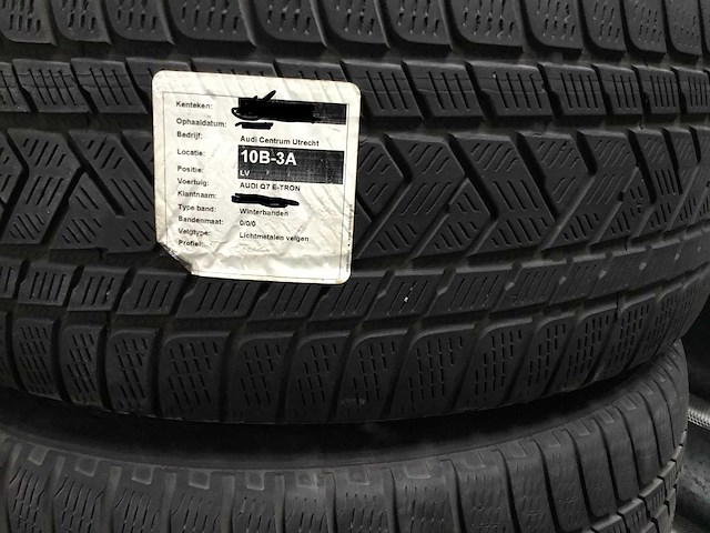 Audi q7 - winterbanden (4x) - afbeelding 2 van  6