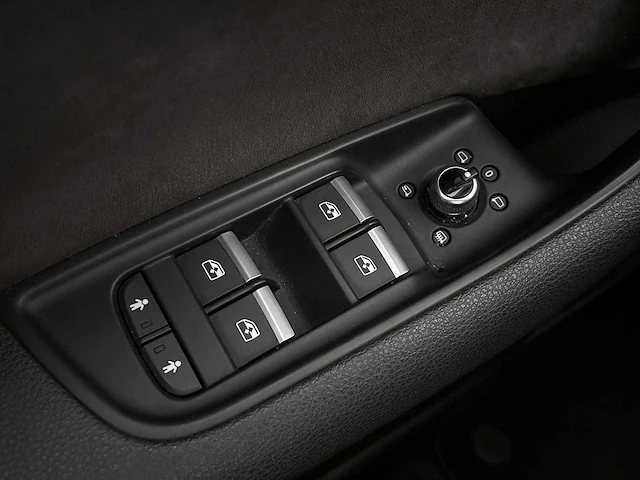 Audi q7 3.0 tdi e-tron quattro premium | kr-846-n i - afbeelding 20 van  29
