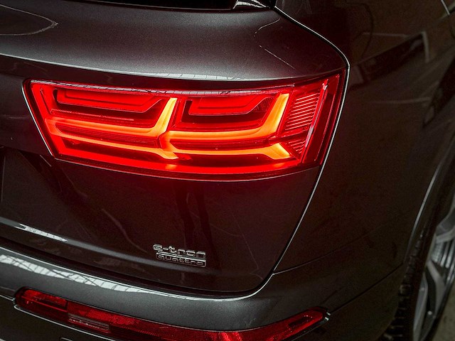 Audi q7 3.0 tdi v6 e-tron quattro sport 373pk 2016 s-line (origineel-nl), kt-961-n - afbeelding 3 van  17
