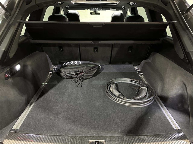 Audi q7 3.0 tdi v6 e-tron quattro sport s-line 258pk 2016 (origineel-nl & 1e eigenaar) plug-in hybrid, nb-194-z (btw auto) - afbeelding 28 van  44