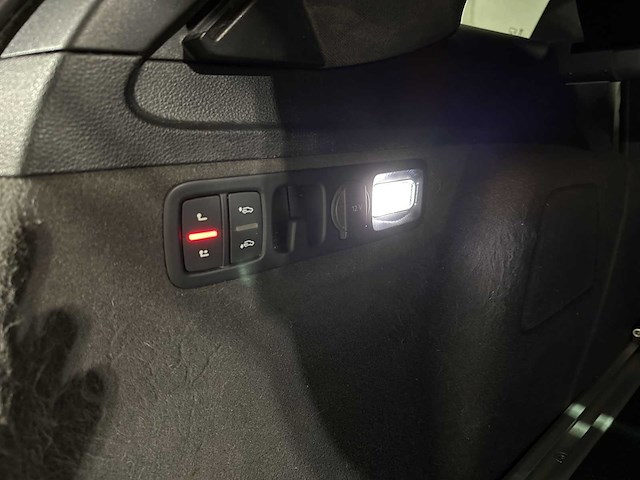 Audi q7 3.0 tdi v6 e-tron quattro sport s-line 258pk 2016 (origineel-nl & 1e eigenaar) plug-in hybrid, nb-194-z (btw auto) - afbeelding 29 van  44