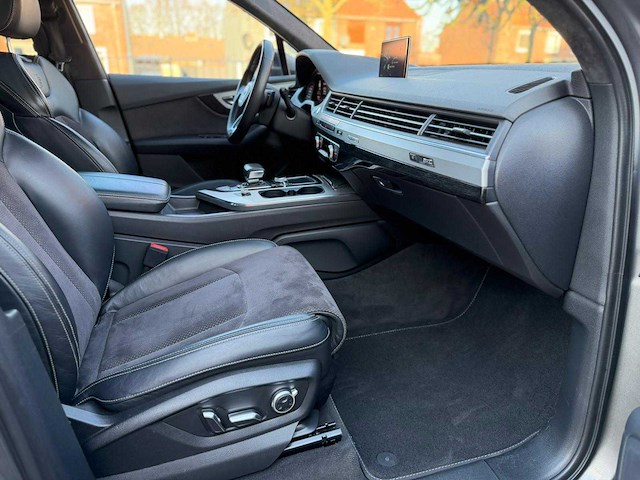 Audi q7 3.0 tdi v6 quattro s-line pro line+ 7p zt-372-r - afbeelding 26 van  51