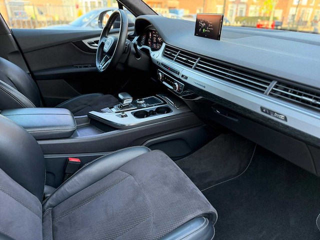 Audi q7 3.0 tdi v6 quattro s-line pro line+ 7p zt-372-r - afbeelding 17 van  51