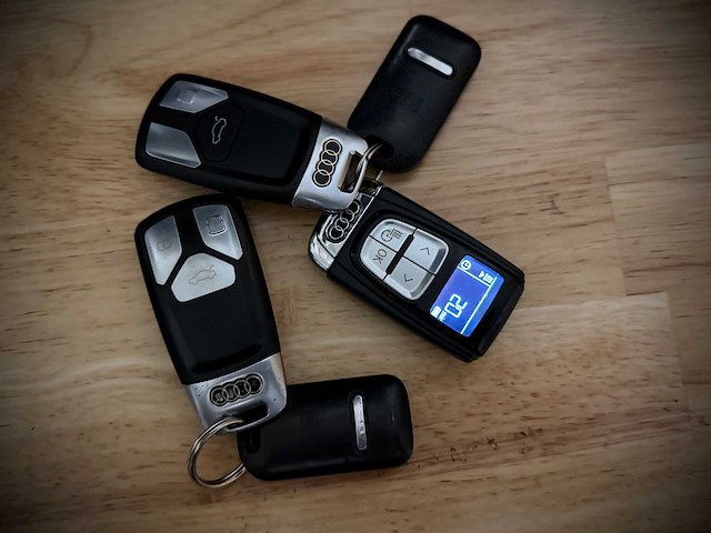 Audi q7 3.0 tdi v6 quattro s-line pro line+ 7p zt-372-r - afbeelding 37 van  51