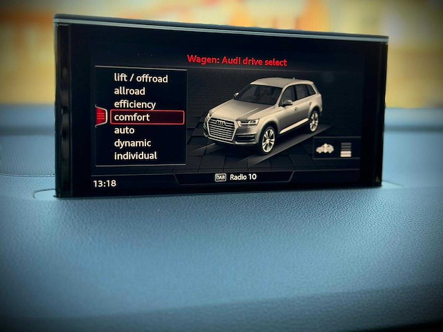 Audi q7 3.0 tdi v6 quattro s-line pro line+ 7p zt-372-r - afbeelding 32 van  51