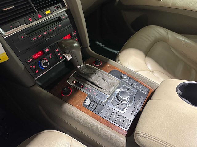 Audi q7 3.6 fsi v6 quattro 5+2 276pk 2008, 13-rnt-4 youngtimer - afbeelding 19 van  39