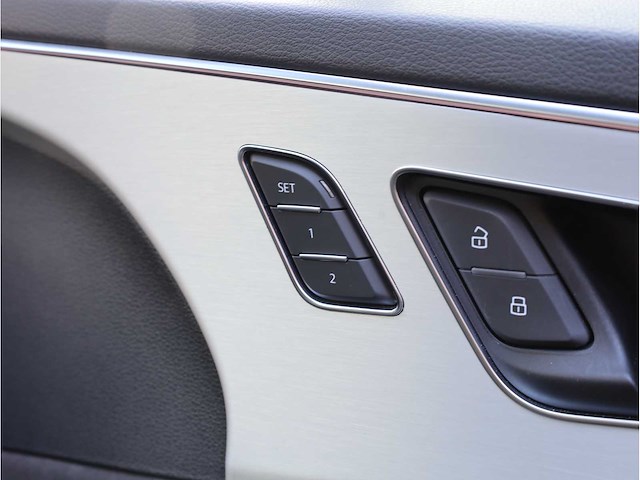 Audi q7 55 tfsi e quattro s-line 340pk automaat 2021, hdk-11-j - afbeelding 39 van  57