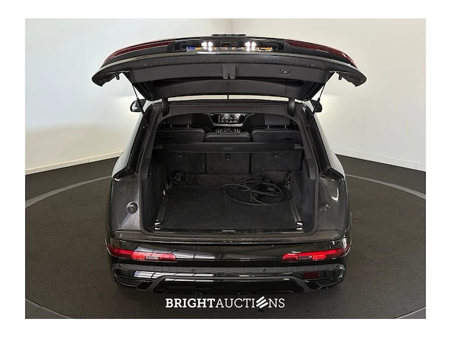 Audi q7 60 tfsi e pro line s competition quattro 476pk 2023, s-682-tl - afbeelding 26 van  45