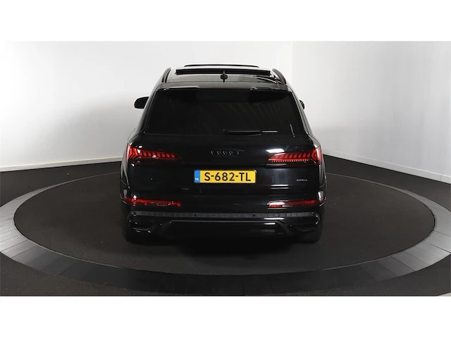 Audi q7 60 tfsi e pro line s competition quattro 476pk 2023, s-682-tl - afbeelding 34 van  45