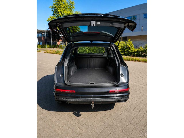 Audi q7 sq7 s/line 50 tdi quattro bedrijfswagen - afbeelding 9 van  10