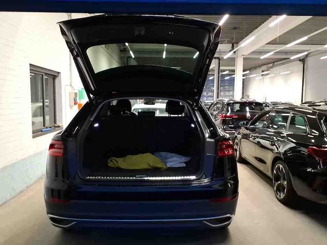Audi q8 55 etfsi quattro 340pk automaat 2022 - afbeelding 4 van  20