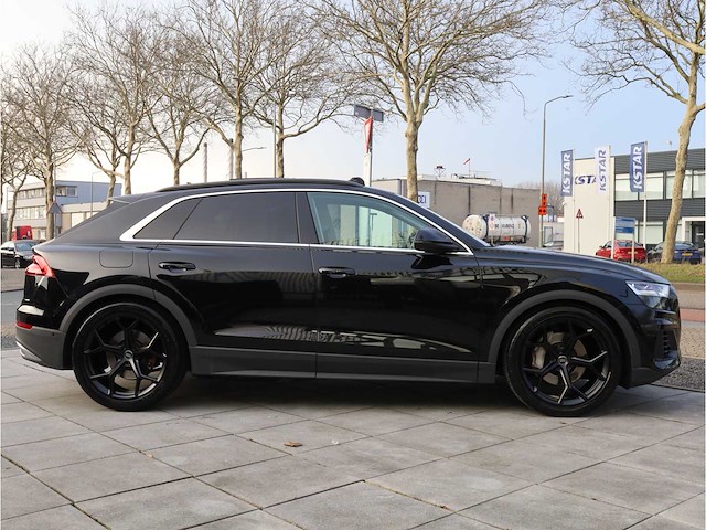 Audi q8 55 etfsi quattro 340pk automaat 2022 - afbeelding 42 van  44