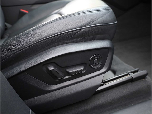 Audi q8 55 etfsi quattro 340pk automaat 2022 - afbeelding 39 van  45