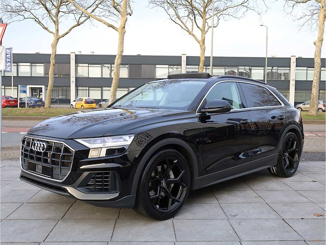 Audi q8 55 etfsi quattro 340pk automaat 2022 - afbeelding 2 van  45