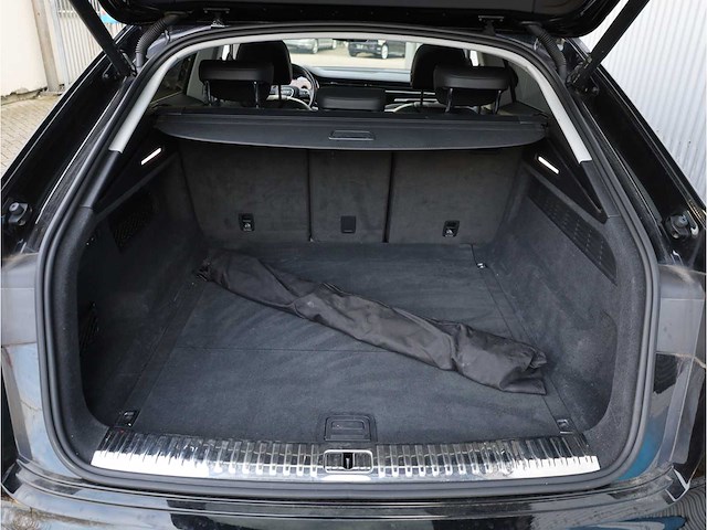 Audi q8 55 etfsi quattro 340pk automaat 2022 - afbeelding 28 van  45