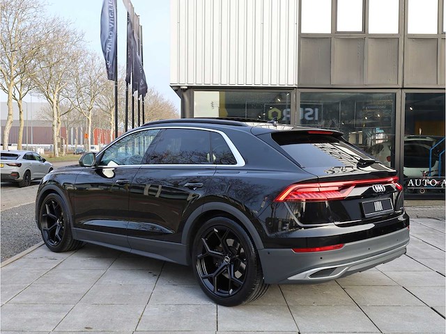 Audi q8 55 etfsi quattro 340pk automaat 2022 - afbeelding 23 van  45