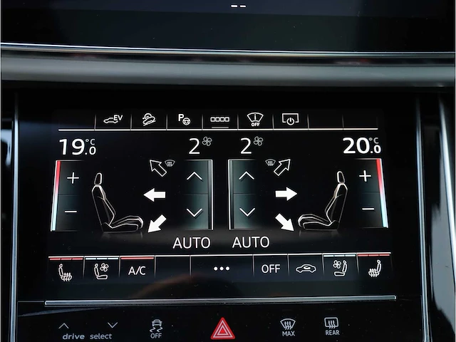 Audi q8 60 tfsi e quattro pro line s competition 462pk automaat 2022 - afbeelding 19 van  48