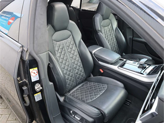 Audi q8 60 tfsi e quattro pro line s competition 462pk automaat 2022 - afbeelding 32 van  41