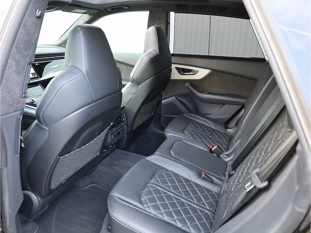 Audi q8 60 tfsi e quattro pro line s competition 462pk automaat 2022 - afbeelding 1 van  12