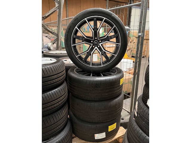 Audi q8 / q7 4m velgenset 22 “ inch - afbeelding 1 van  3