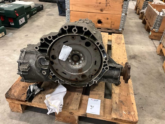 Audi quattro versnellingsbak - afbeelding 2 van  4