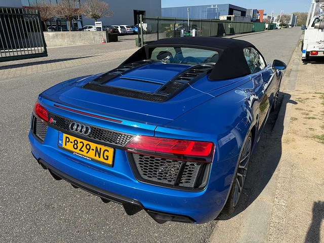Audi r8 spyder 5.2 fsi v10 quattro - afbeelding 5 van  21