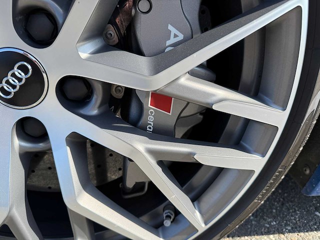 Audi r8 spyder 5.2 fsi v10 quattro - afbeelding 7 van  21