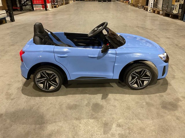 Audi rs e-tron gt blauw elektrische kinderauto - afbeelding 6 van  42