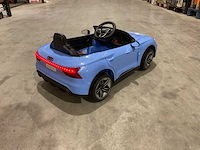 Audi rs e-tron gt blauw elektrische kinderauto - afbeelding 9 van  31
