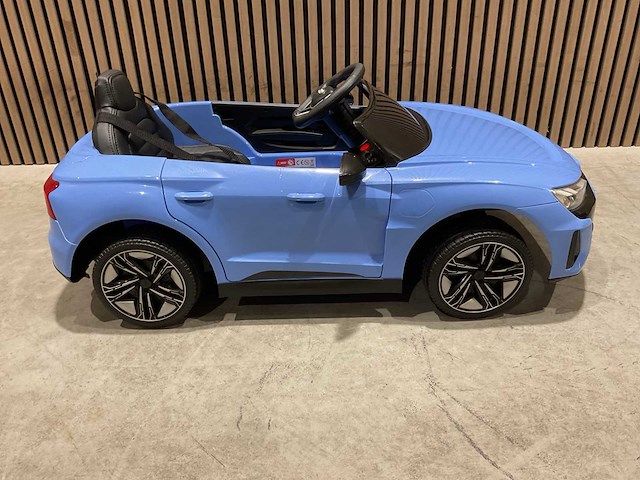 Audi rs e-tron gt blauw elektrische kinderauto - afbeelding 22 van  31