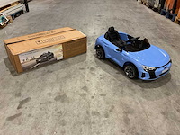 Audi rs e-tron gt blauw elektrische kinderauto - afbeelding 12 van  31