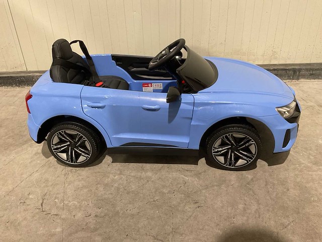 Audi rs e-tron gt blauw elektrische kinderauto - afbeelding 17 van  29